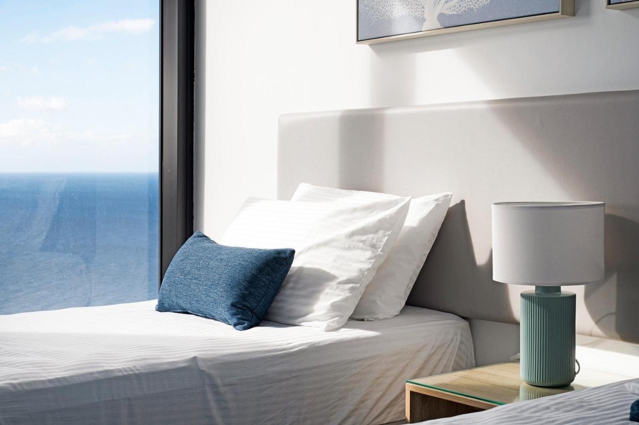 Sea View Beachfront Apartment In Surfers Gold Coast Eksteriør bilde