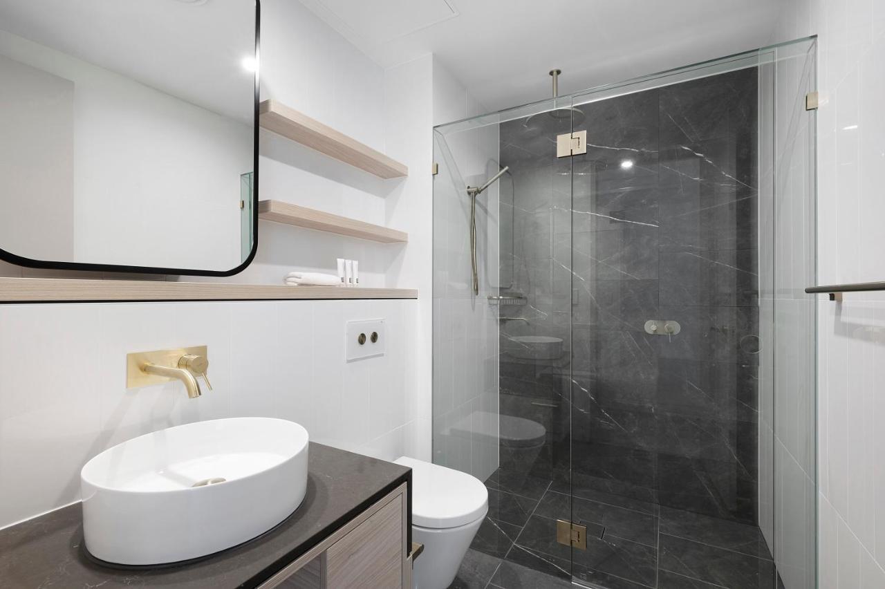 Sea View Beachfront Apartment In Surfers Gold Coast Eksteriør bilde