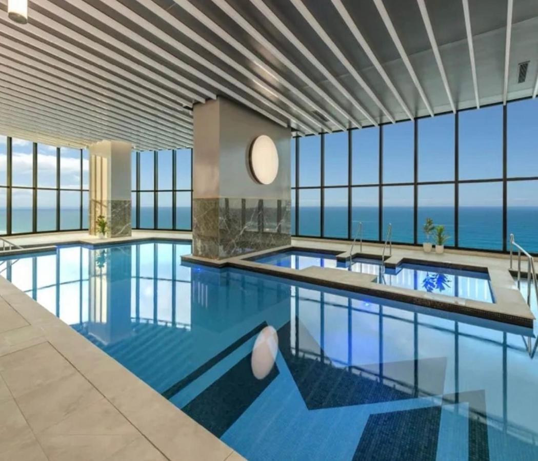 Sea View Beachfront Apartment In Surfers Gold Coast Eksteriør bilde